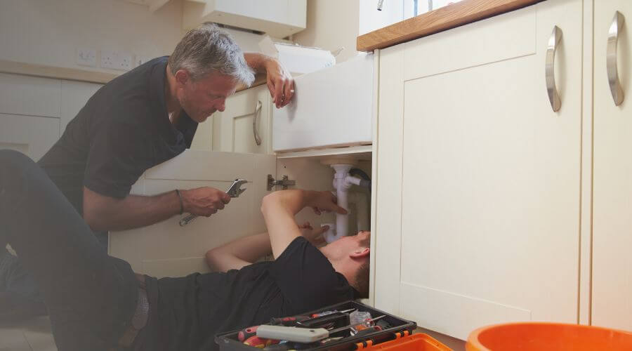 Professional burst pipe repair services in Ivanhoe, CA